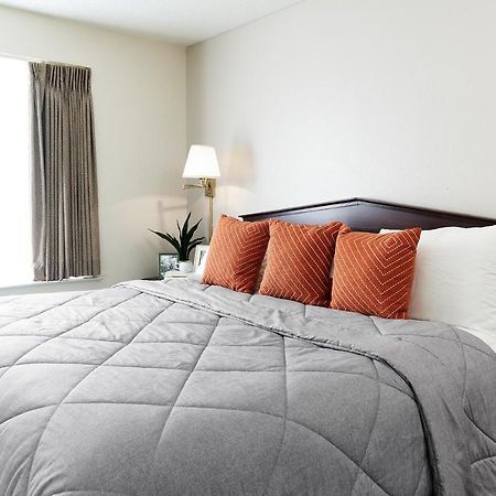 Intown Suites Extended Stay Houston Tx - Iah Airport מראה חיצוני תמונה